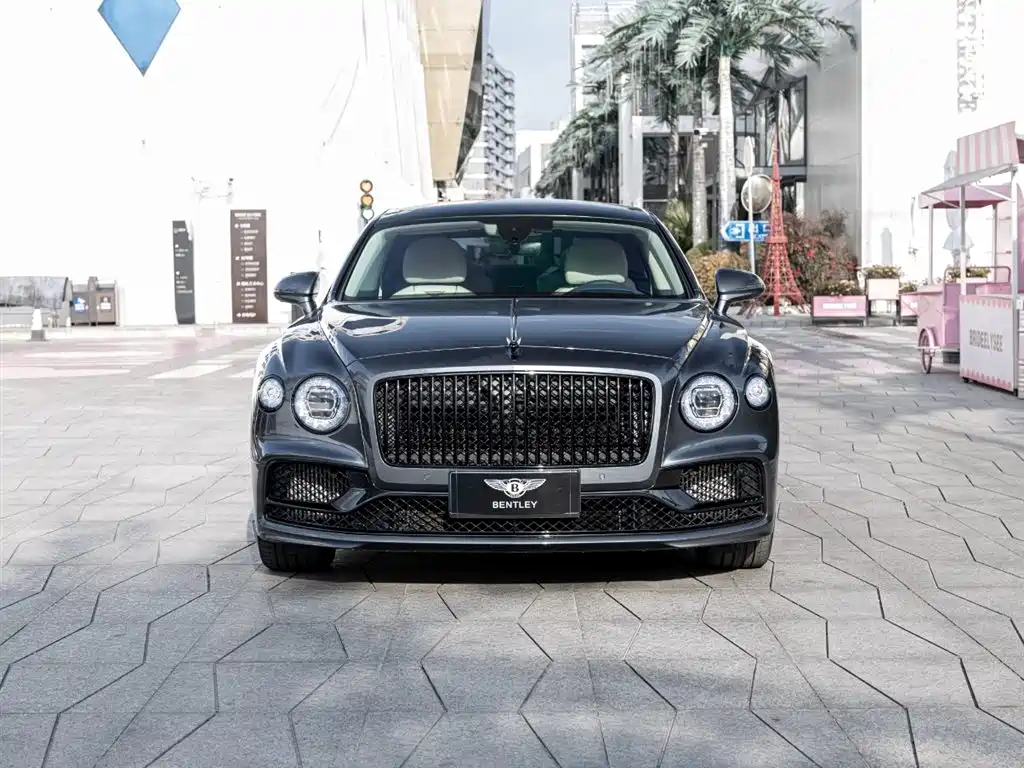 Bentley Flying Spur 2024