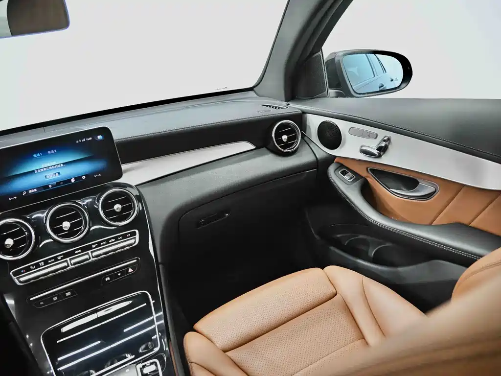 Mercedes-Benz GLC Coupe 2023 — фото 8