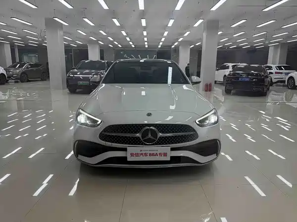 Mercedes-Benz C-Class 2022