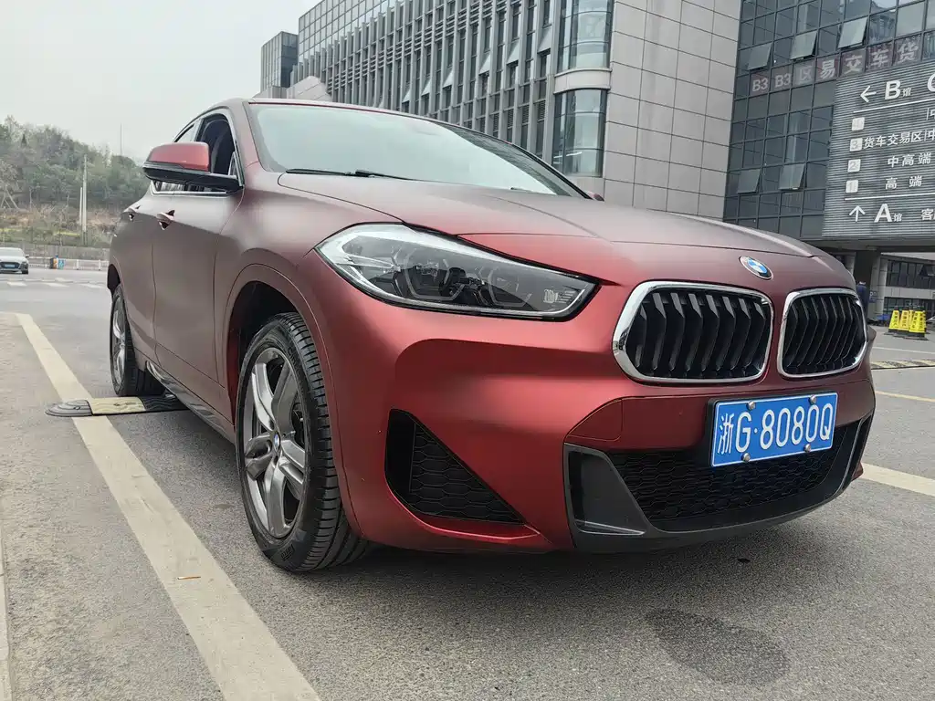 BMW X2 2022 — фото 2