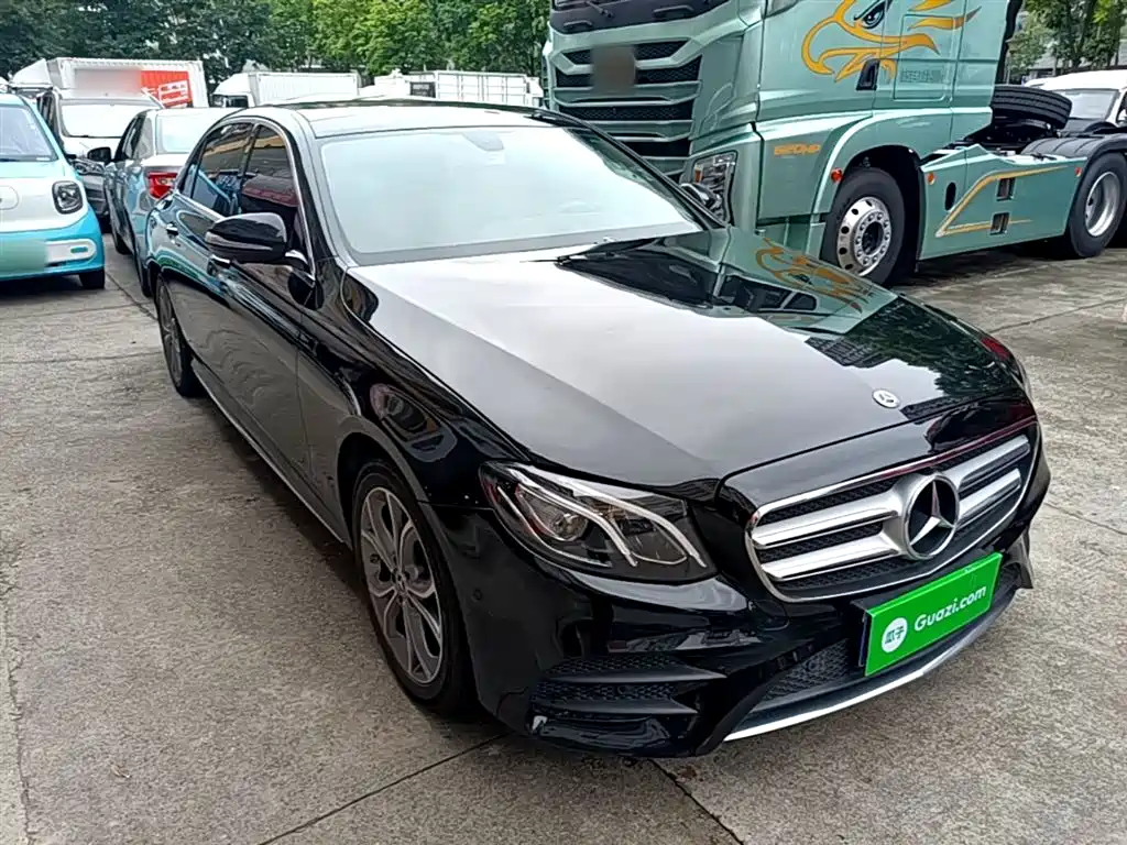 Mercedes-Benz E-Class 2019 — фото 22