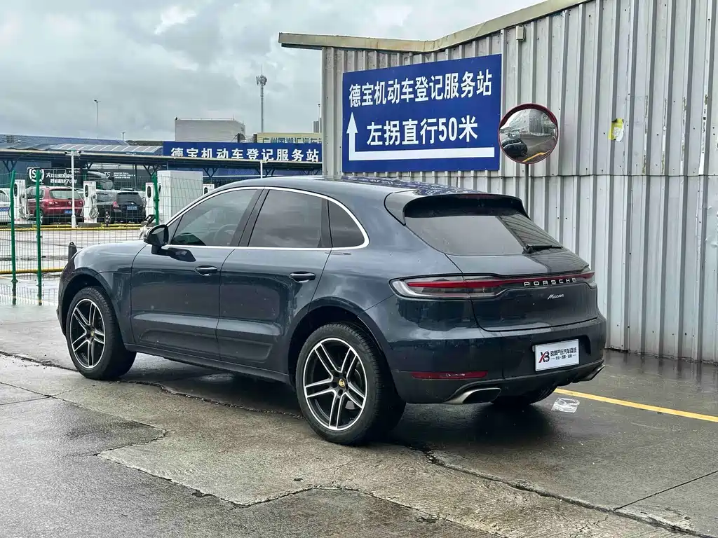 Porsche Macan 2020