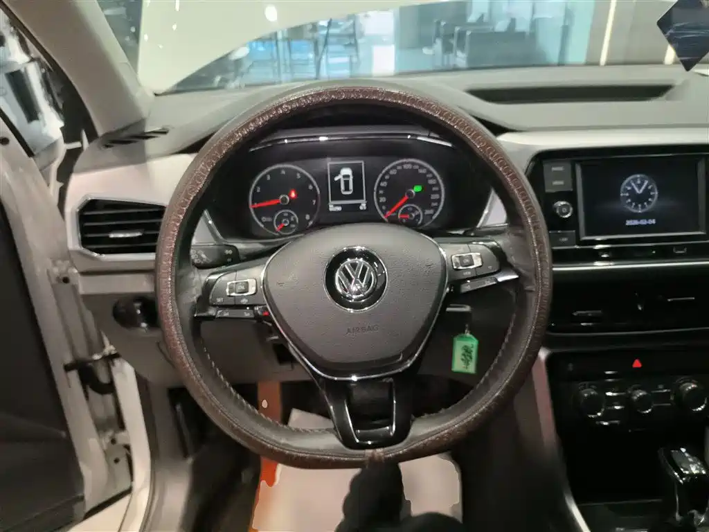 Volkswagen T-Cross 2020 — фото 7