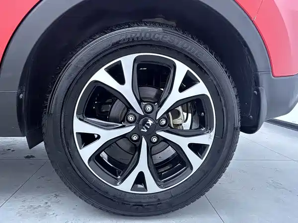 Kia KX3 2016