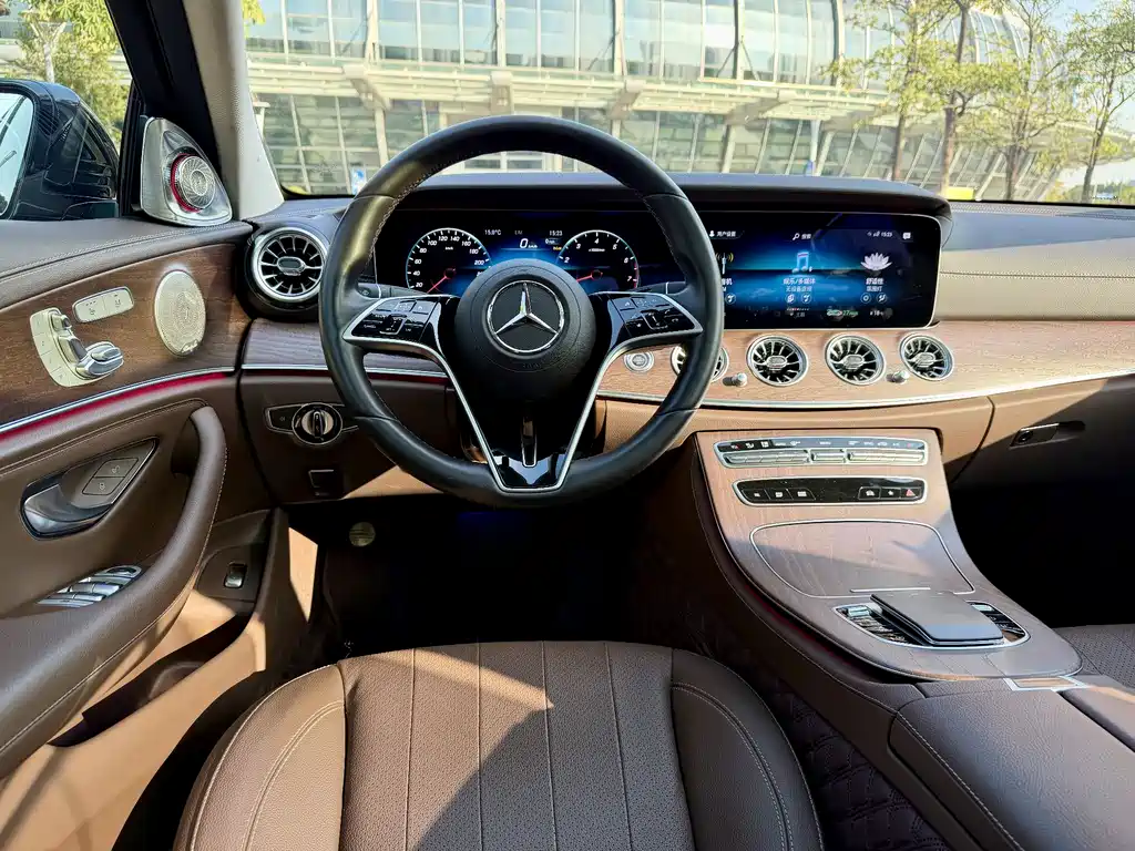 Mercedes-Benz E-Class 2023