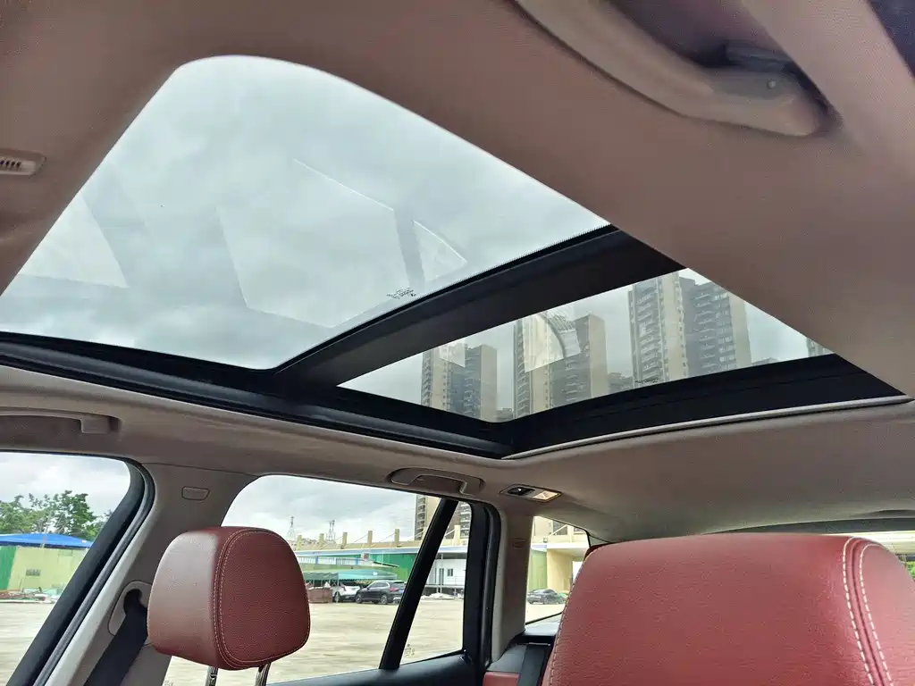 BMW X3 2013 — фото 17
