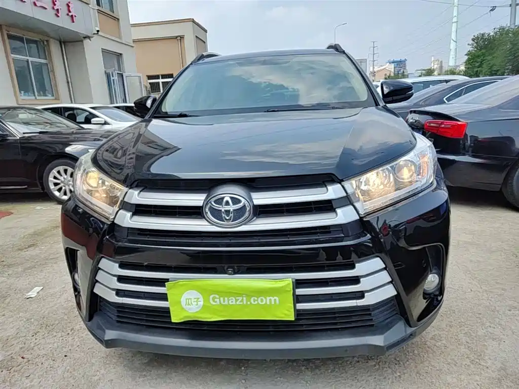 Toyota Highlander 2019 — фото 3