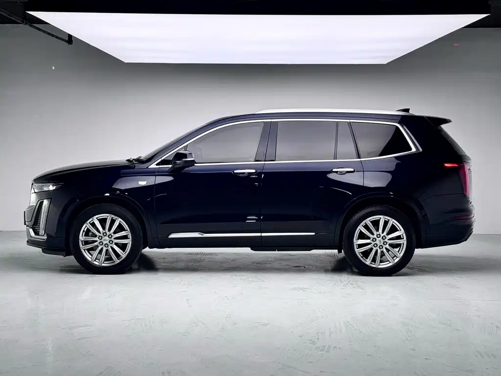 Cadillac XT6 2021 — фото 20