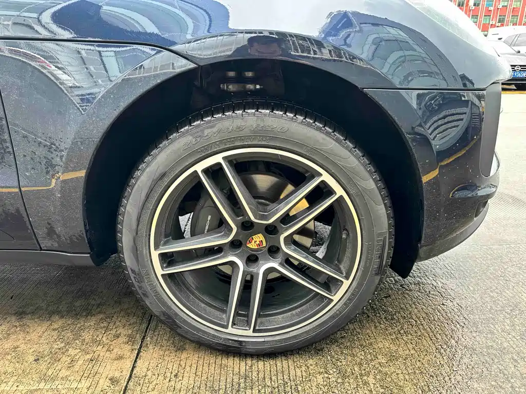 Porsche Macan 2020 — фото 19