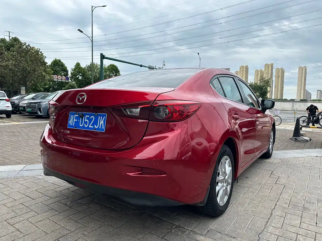 Mazda 3 Axela 2017