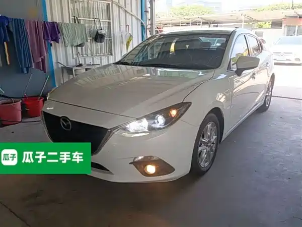 Mazda 3 Axela 2014
