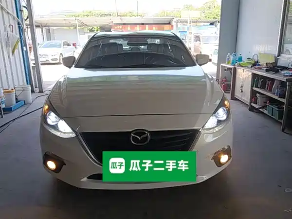 Mazda 3 Axela 2014