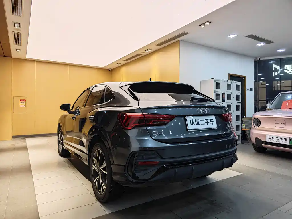 Audi Q3 Sportback 2021 — фото 26