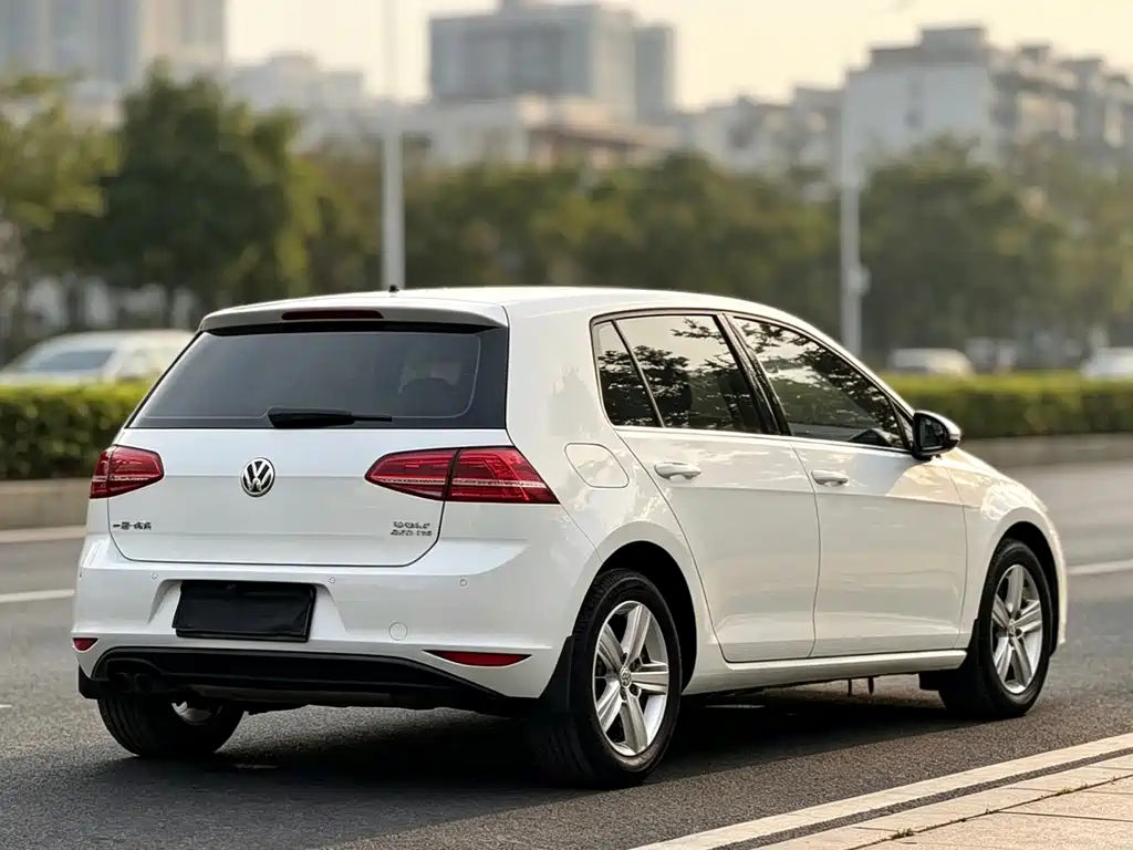 Volkswagen Golf 2016
