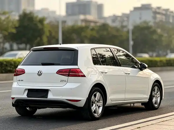 Volkswagen Golf 2016
