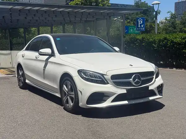 Mercedes-Benz C-Class 2020