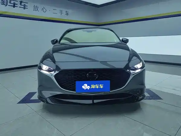 Mazda 3 Axela 2024