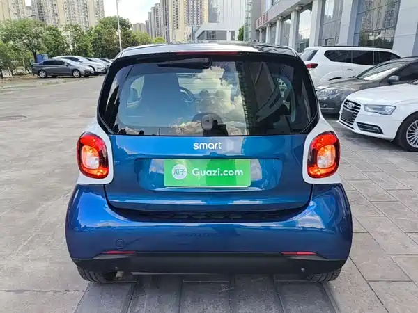 smart fortwo 2019
