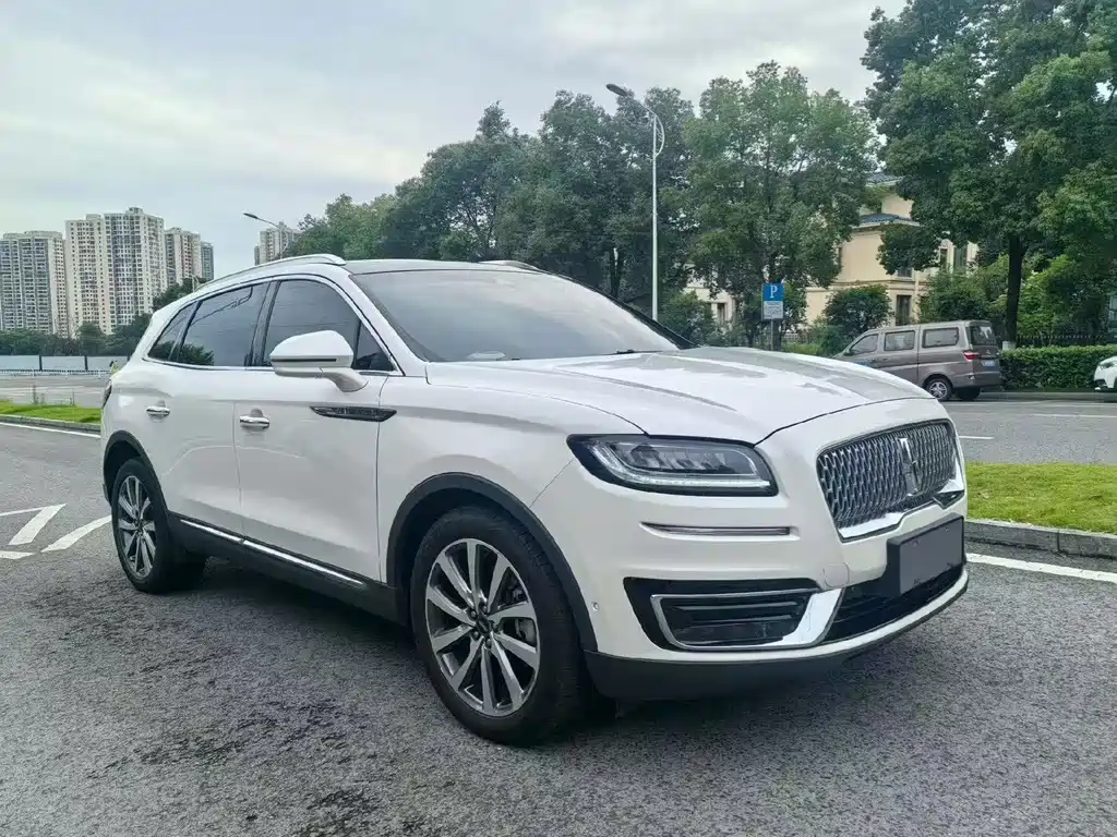 Lincoln Nautilus 2019