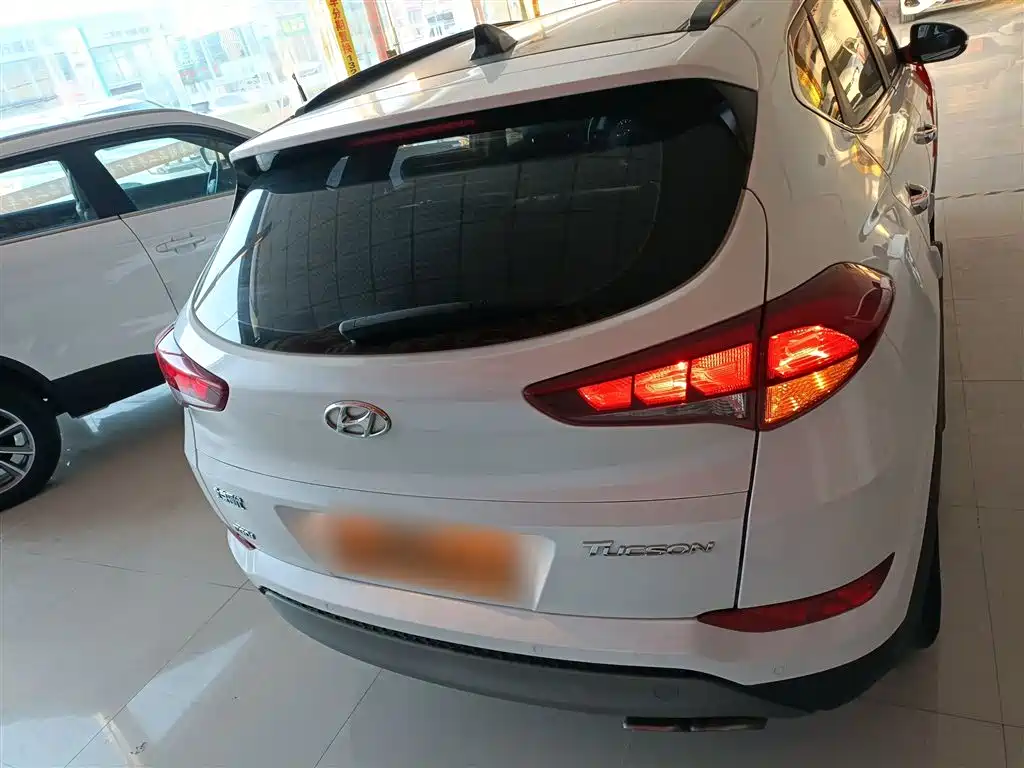 Hyundai Tucson 2018 — фото 6