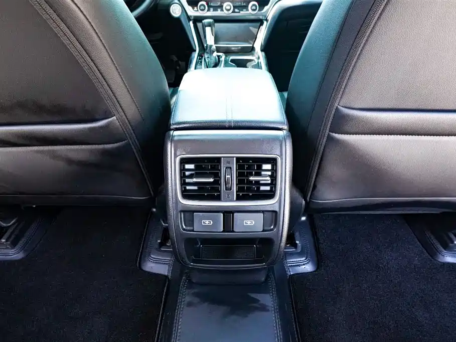 Honda Accord 2021 — фото 16