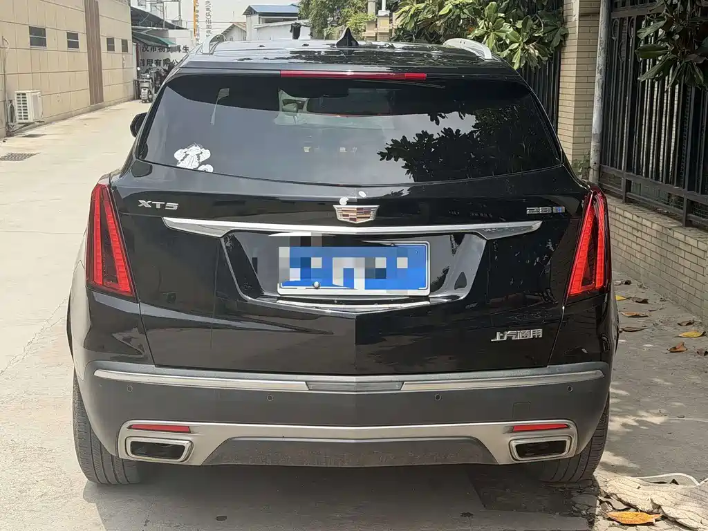 Cadillac XT5 2022 — фото 13
