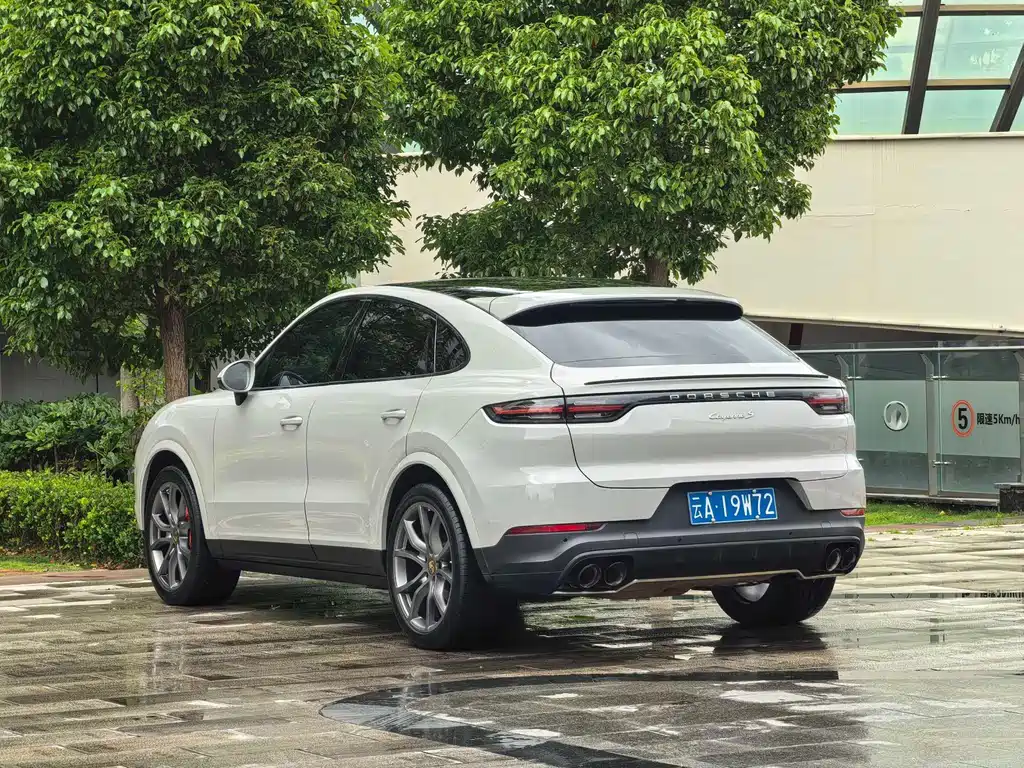 Porsche Cayenne 2020