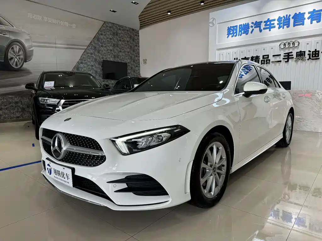 Mercedes-Benz A-Class 2020 — фото 1