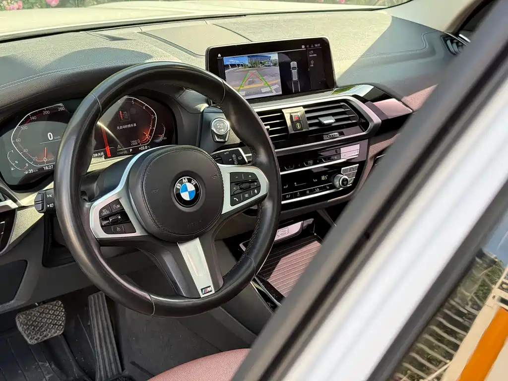 BMW X3 2020 — фото 11