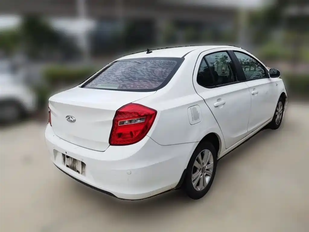 Chery E3 2016 — фото 12
