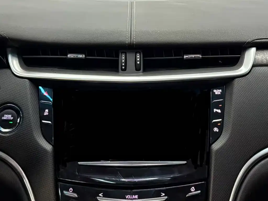 Cadillac XTS 2019 — фото 10