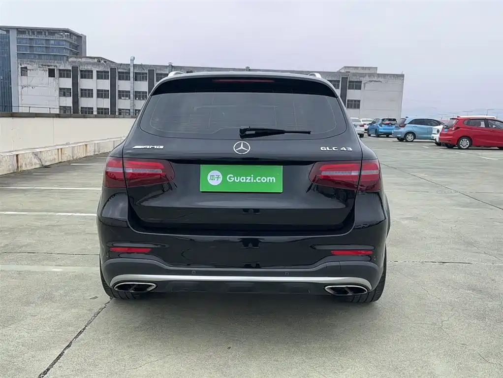 Mercedes-Benz GLC AMG 2018 — фото 24