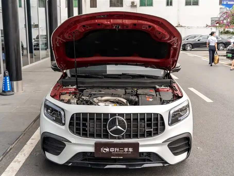 Mercedes-Benz GLB AMG 2022 — фото 16