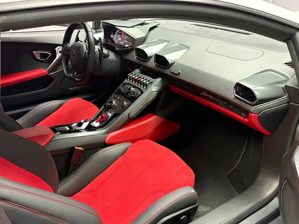 Lamborghini Huracan 2016 — фото 10
