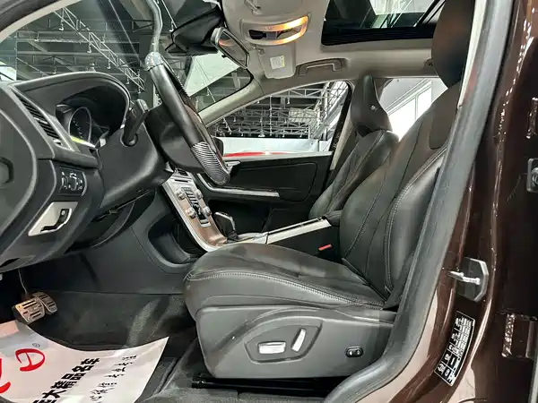 Volvo XC60 2017