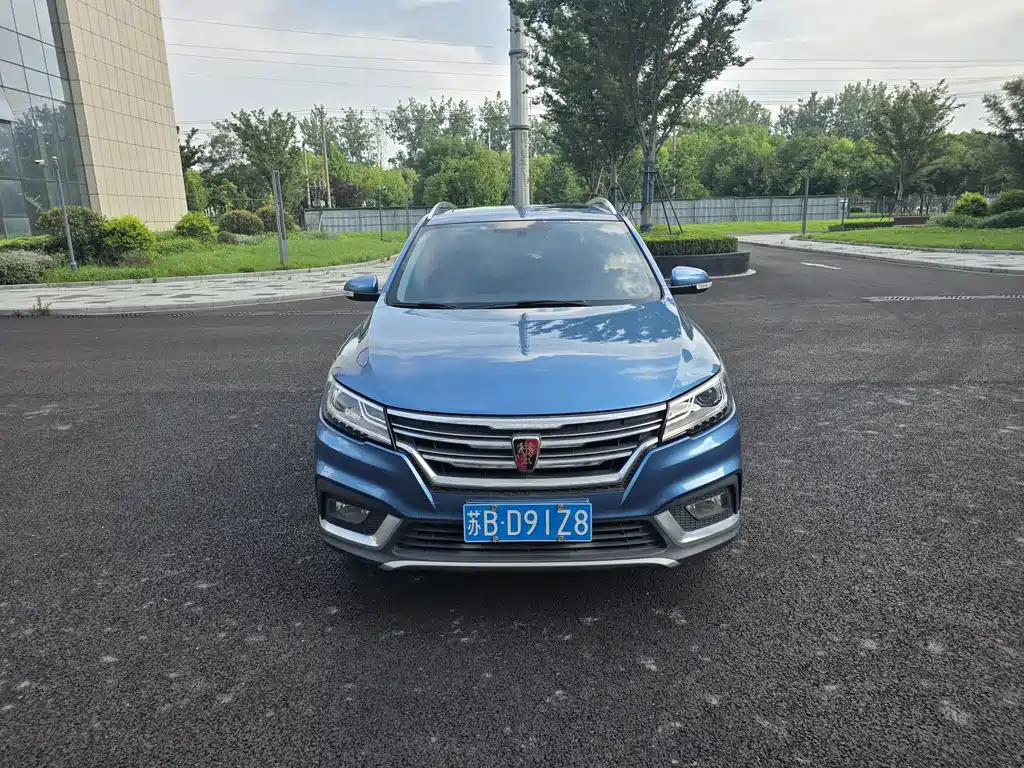 Roewe RX3 2018 — фото 1