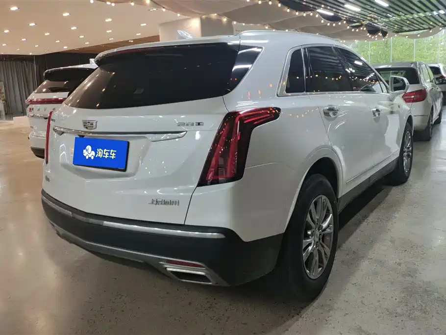 Cadillac XT5 2020 — фото 3