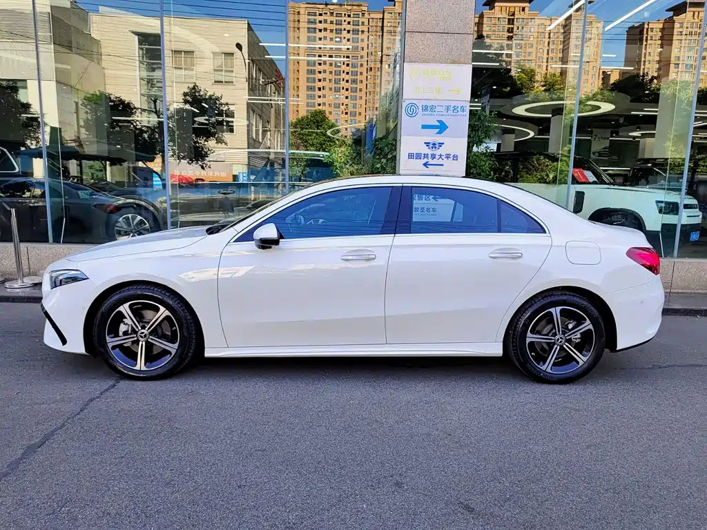 Mercedes-Benz A-Class 2023