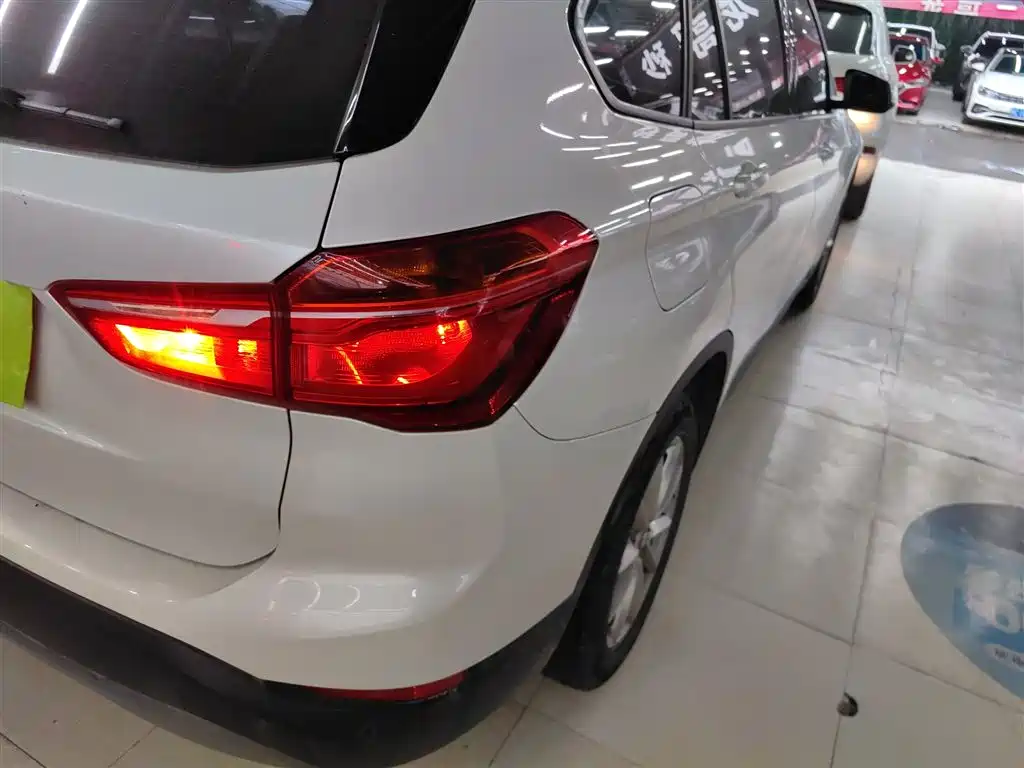 BMW X1 2019 — фото 24