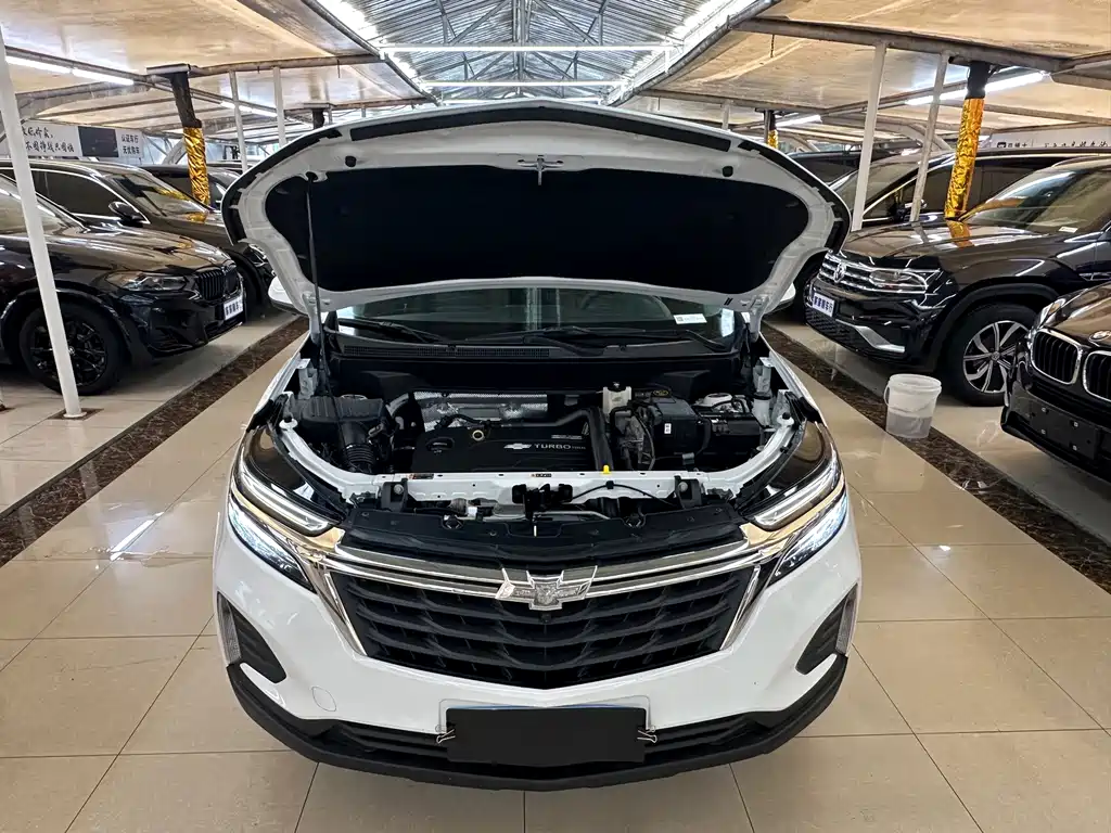 Chevrolet Equinox 2023 — фото 11