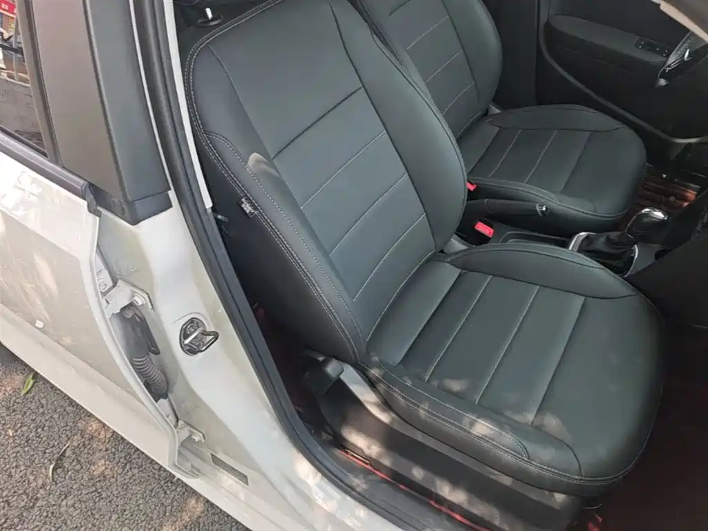 Volkswagen Polo 2019 — фото 25