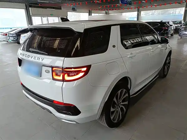Land Rover Discovery Sport 2021