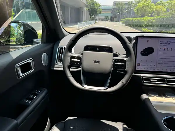 Li Auto L8 2023