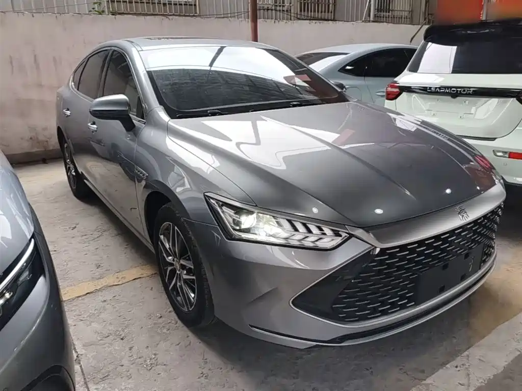 BYD Qin PLUS 2023 — фото 4