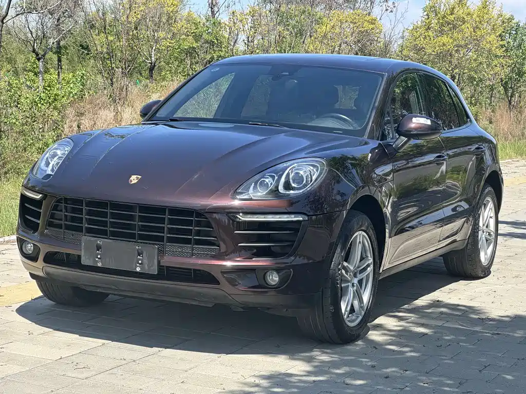 Porsche Macan 2016 — фото 1