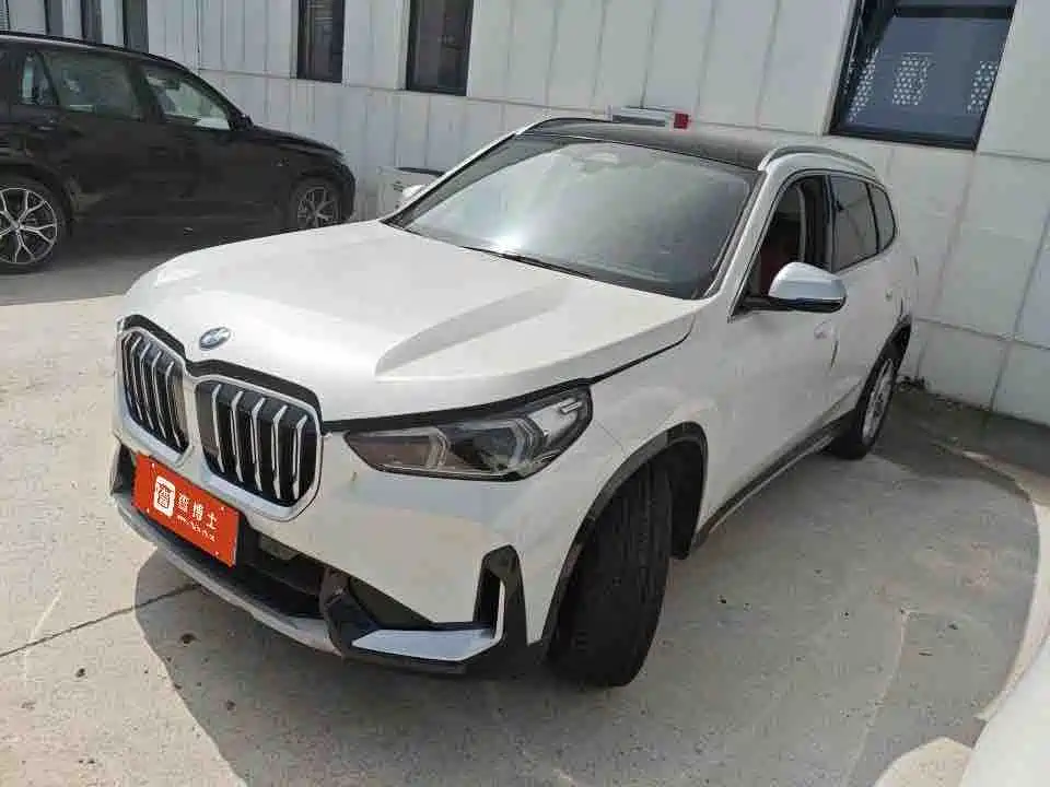 BMW X1 2023 — фото 1