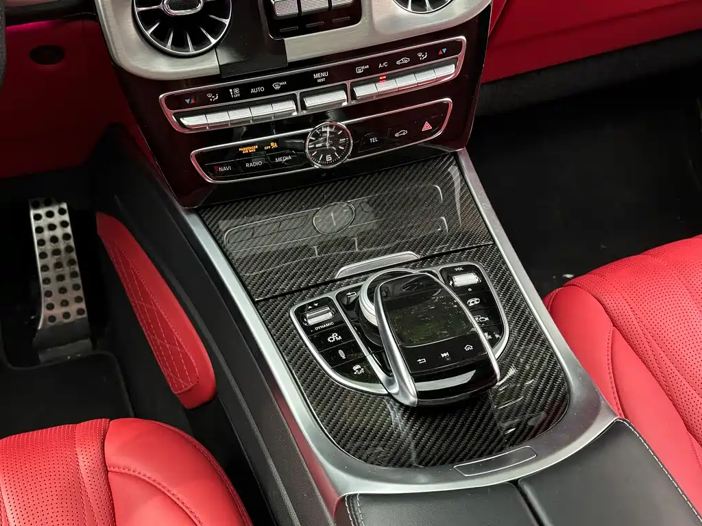 Mercedes-Benz G-Class 2019 — фото 16