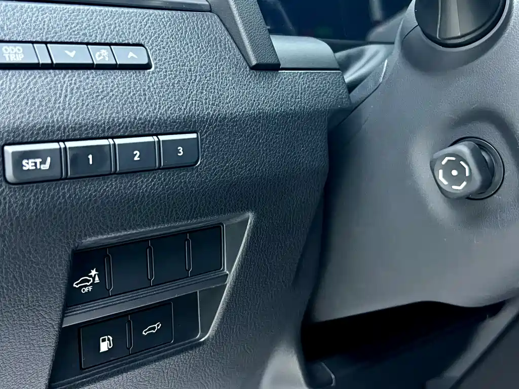 Lexus GX 2025 — фото 10
