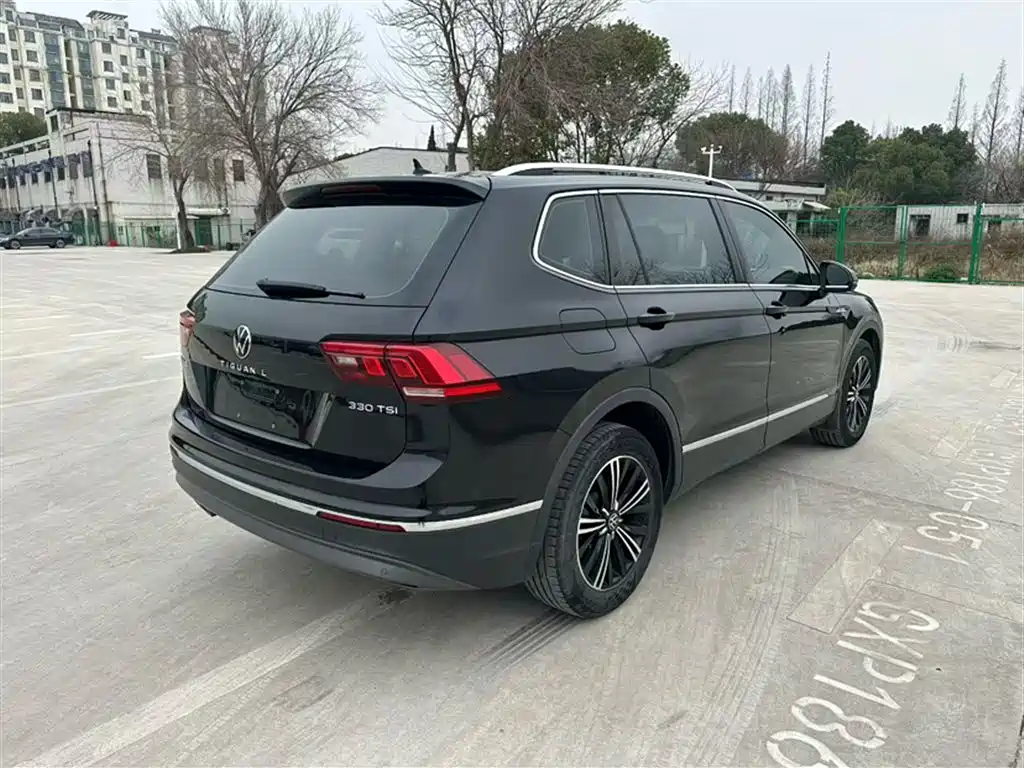 Volkswagen Tiguan L 2020 — фото 25