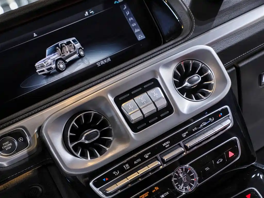 Mercedes-Benz G-Class AMG 2020 — фото 18